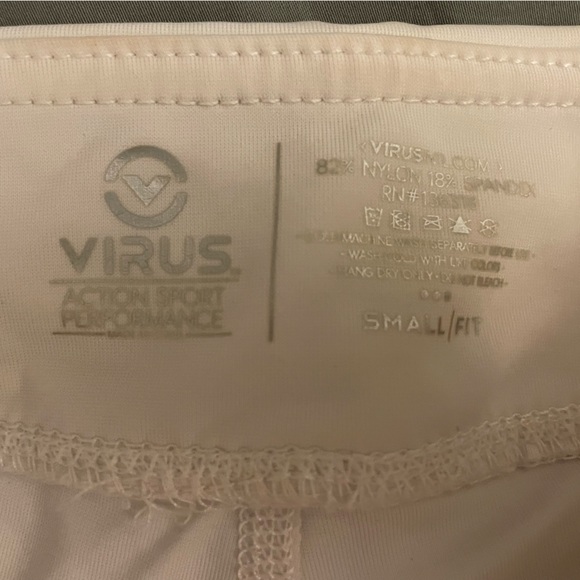 VIRUS // Performance Compression Shorts EUC - Picture 3 of 3